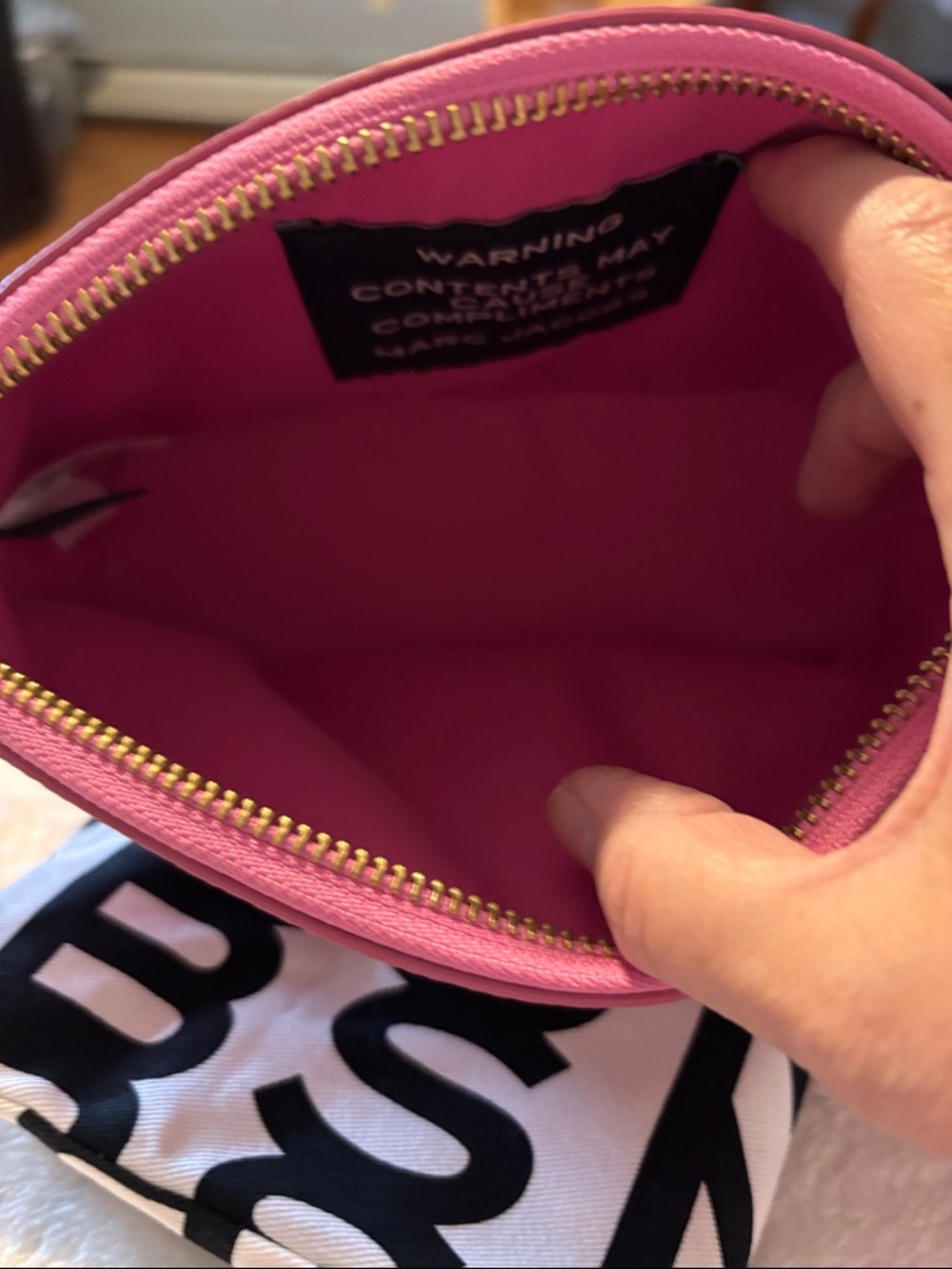 Marc Jacobs Pink The Beauty Bag Wristlet with Card Case - Picture 4 of 7
